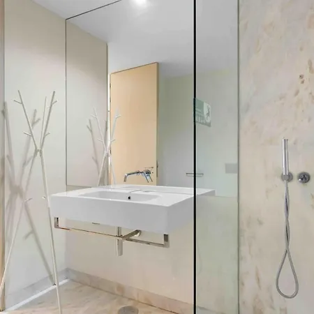 דירה Timeout Market 2 Bedroom